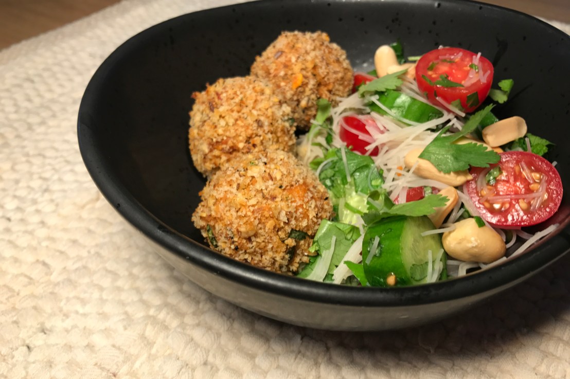 Crunchy Thai salmon&nbsp;balls